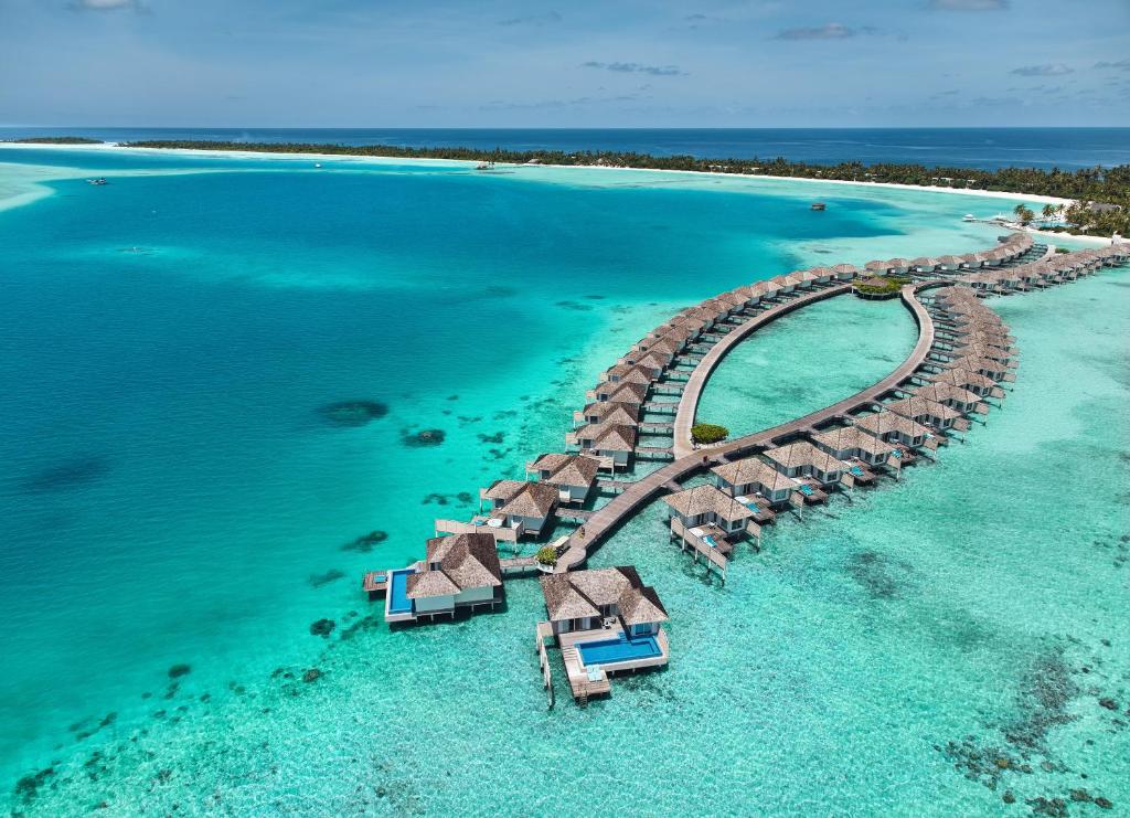 THE ULTIMATE MALDIVES FAMILY HOLIDAY 7 Nights in 5★ Kandima Maldives FROM ONLY £5,799 PER FAMILY