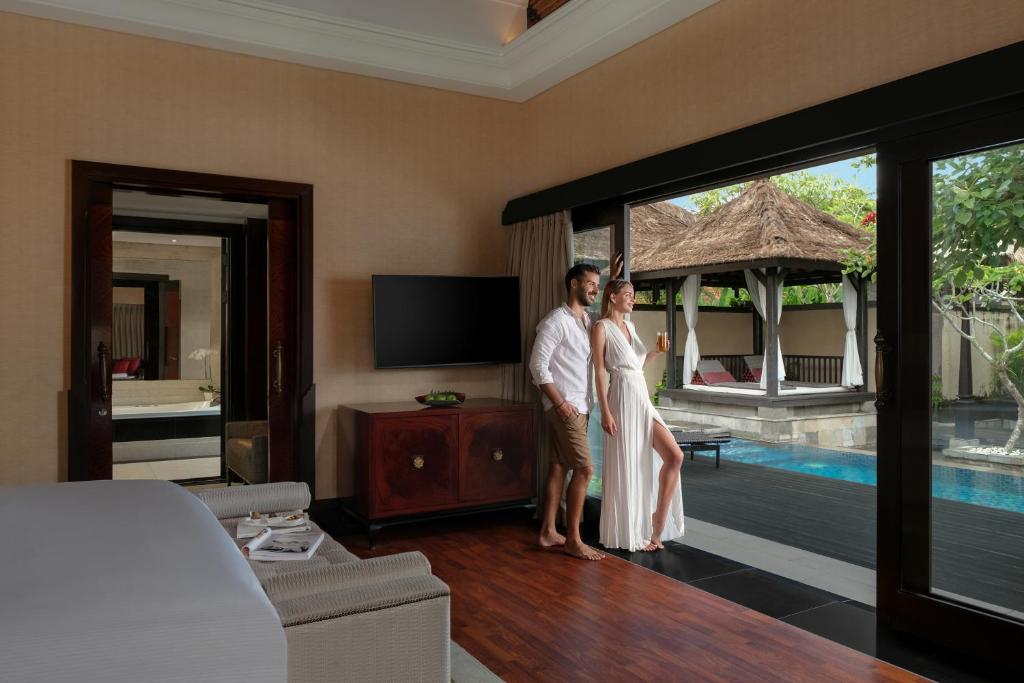 10 Nights Holiday at Trans Resort Bali & Atlantis the Palm with Breakfast