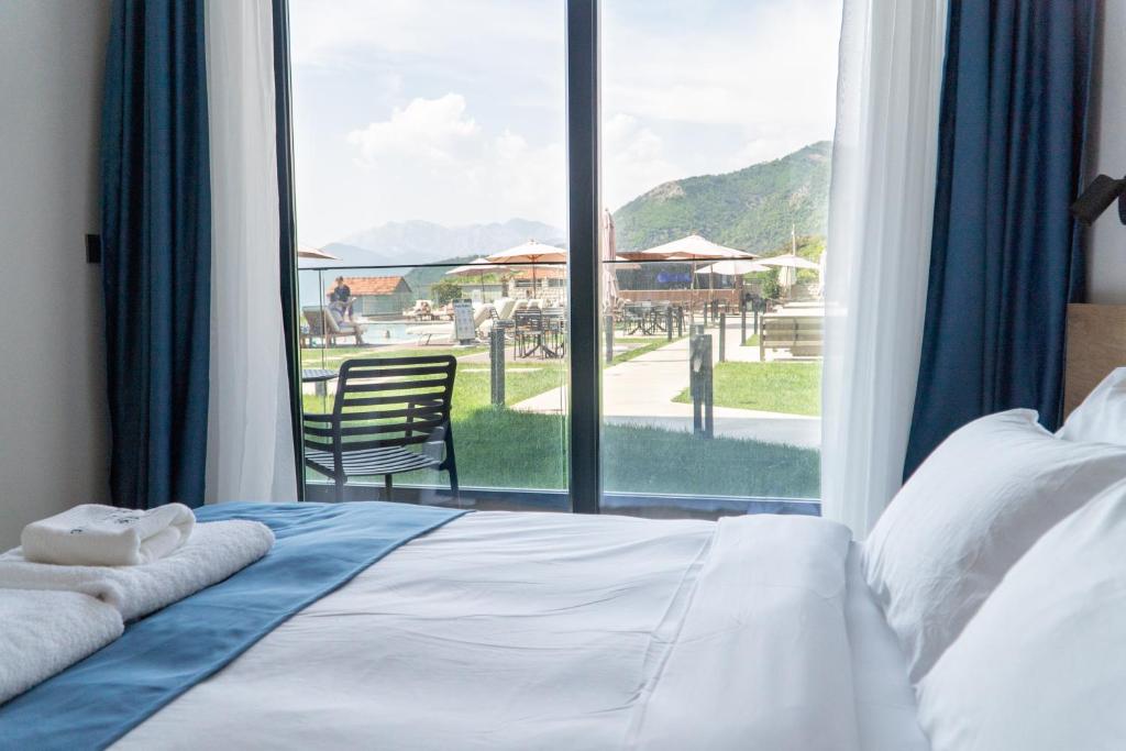 09 Nights of 3 Capitals. 1 Epic Holiday. Just £849pp