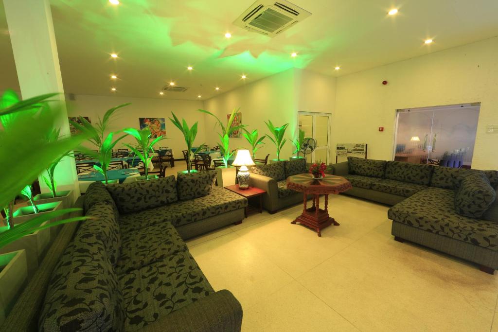 Embark on a 9 Night journey through the heart of Sri Lanka, Discovering Captivating Cities and Cultural Wonders. Priced at just £1799pp