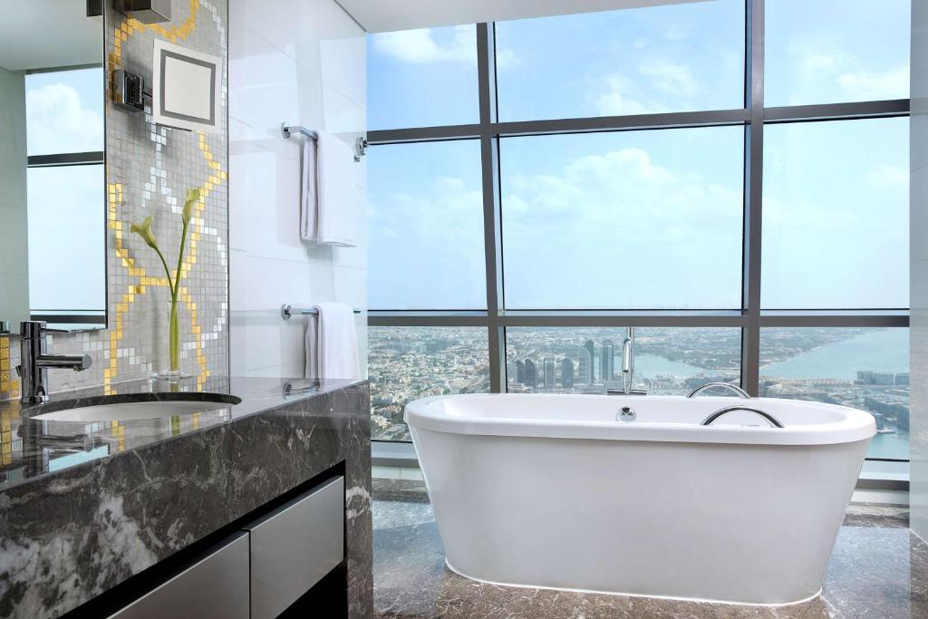 Soothing Holiday in the Maldives and Abu Dhabi