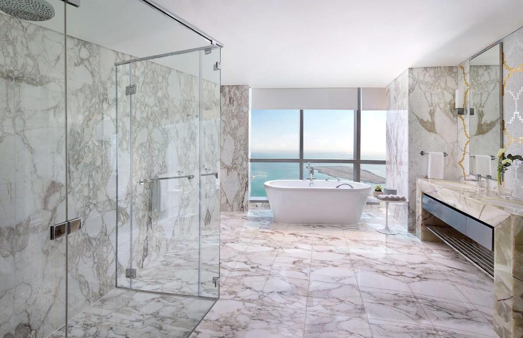 Soothing Holiday in the Maldives and Abu Dhabi