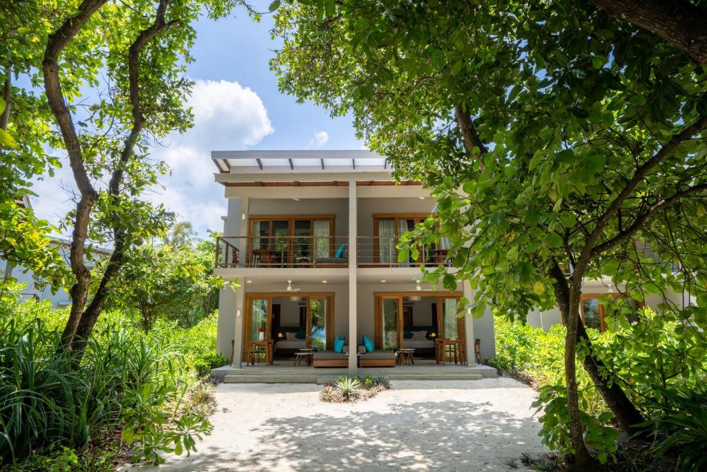 07 Nights in Ifuru Island Maldives price starting from £1,799/pp FREE Upgrade from Sunset Sky Suite to Sunset Beach Suite | All Inclusive