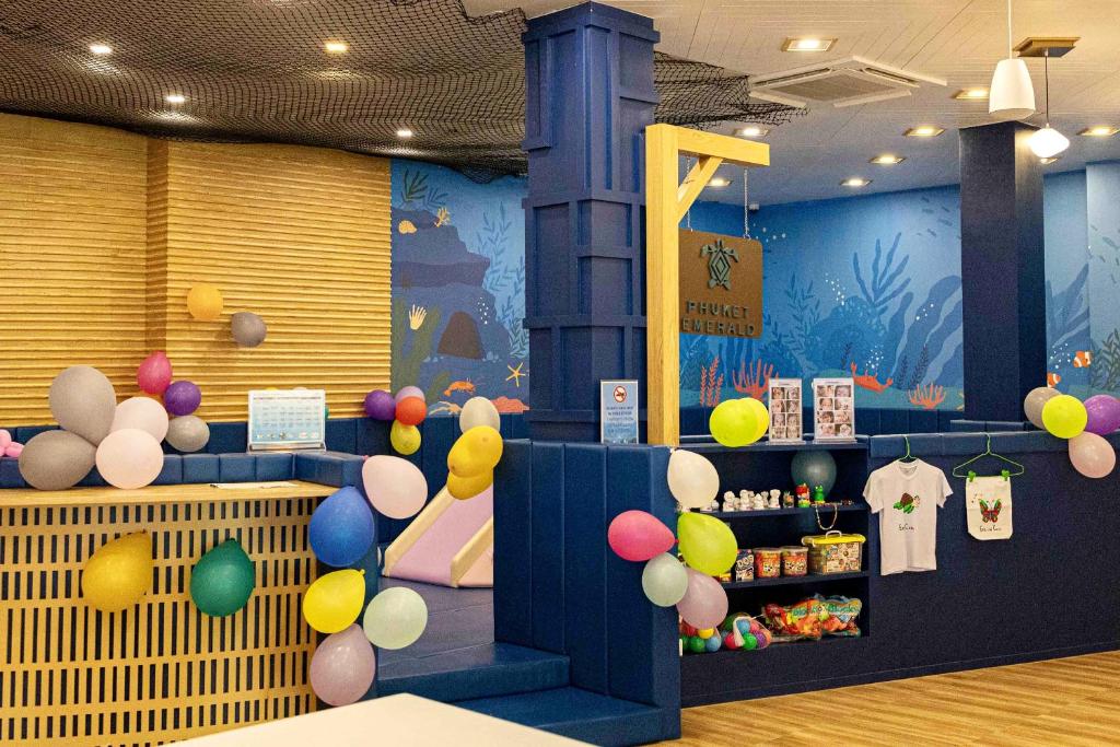 10 Nights 40% Discount Offer Twin Centre Holiday Deal