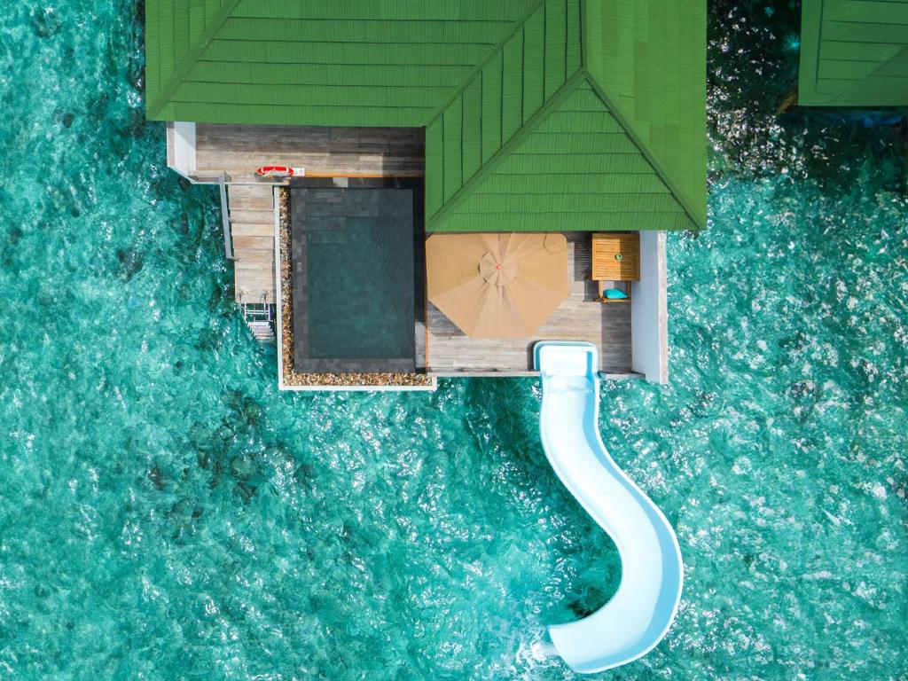 10 Nights of Unmatched Luxury Dubai Elegance Meets Maldivian Paradise Free Upgrade to Lagoon Villa + Pool & SLide with 24 Hour Premium All-Inclusive Benefits Only in £2999/PP