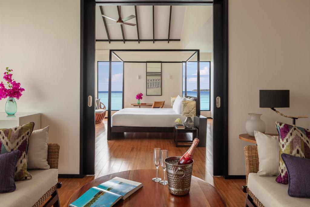 07 Nights Stay In Maldives Most Iconic Resort