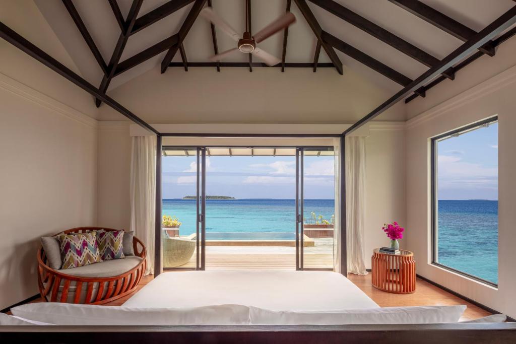 07 Nights Stay In Maldives Most Iconic Resort