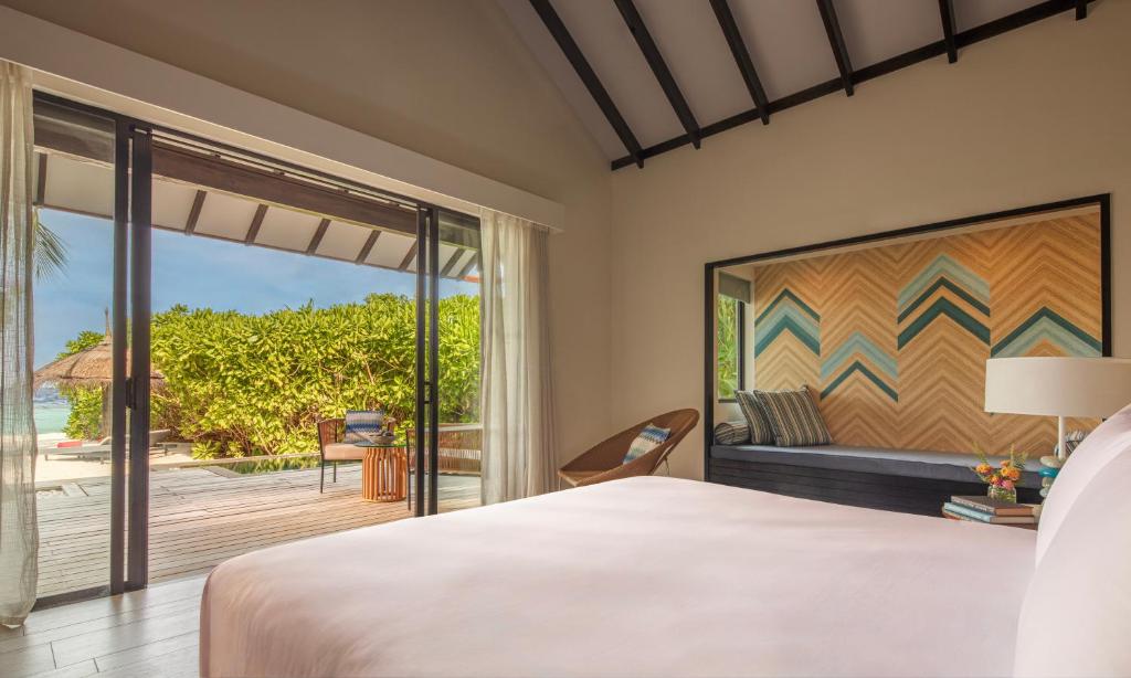 07 Nights Stay In Maldives Most Iconic Resort