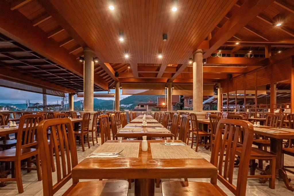 Embark on a 12 Nights Thailand Adventure! just in £ 1349pp