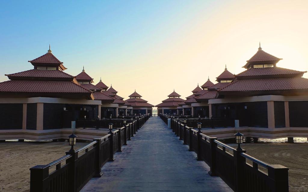 3 Nights in Anantara The Palm – A Family Escape! price starting from £2,299/per family