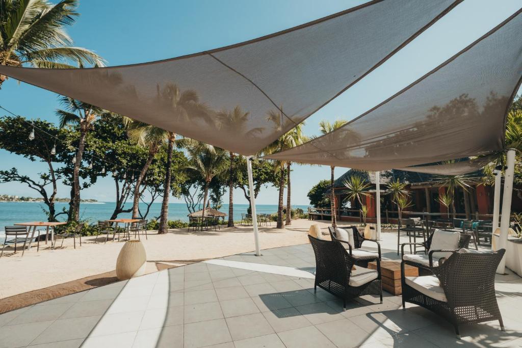 10 Nights Holiday at Dubai & Mauritius with Half Board
