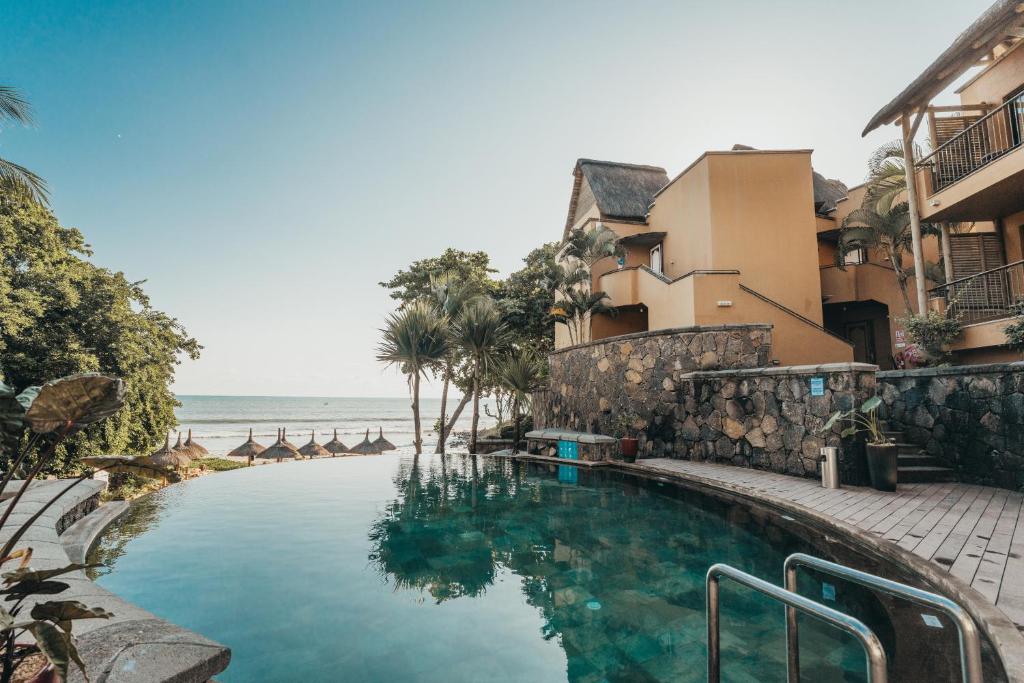 10 Nights Holiday at Dubai & Mauritius with Half Board
