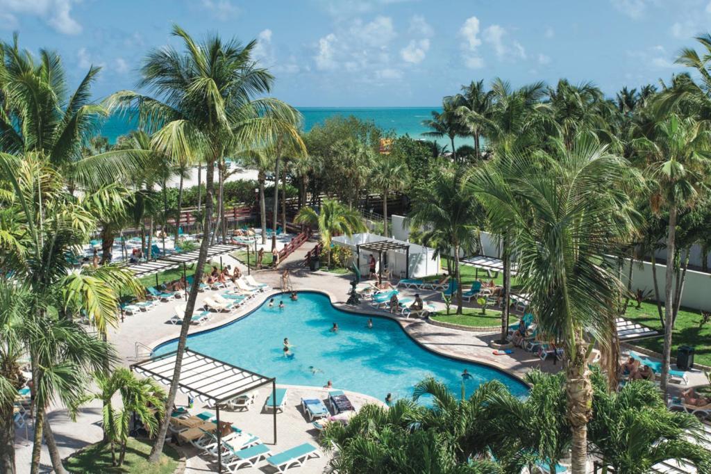 Twin City Deluxe Deal Punta Cana || Miami