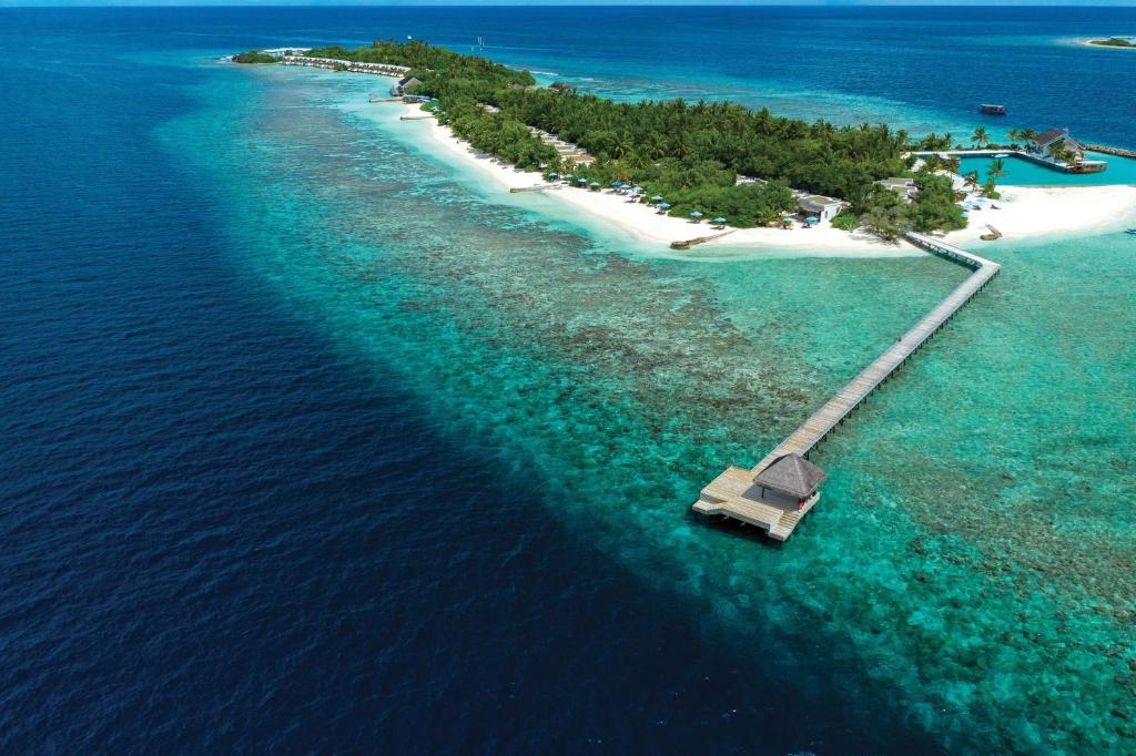 10 Nights of Pure Bliss: Atlantis, The Palm & Maldives Beach Villa– Half Board & Oblu Island Plan Limited Time Offer £2749/PP