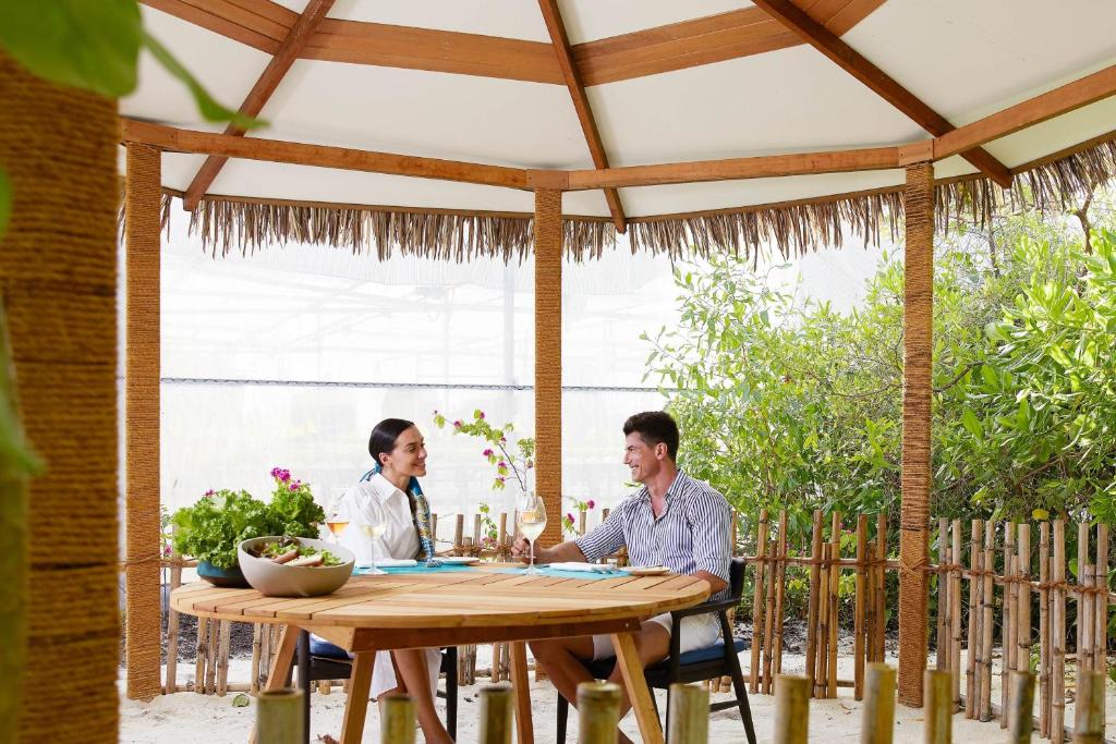 7 Nights Holiday Deal: New Winter Offer of Le Meridien Maldives with Lagoon Villa (All Inclusive Meal Plan)£3199/PP only