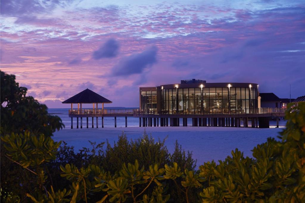7 Nights Holiday Deal: New Winter Offer of Le Meridien Maldives with Lagoon Villa (All Inclusive Meal Plan)£3199/PP only