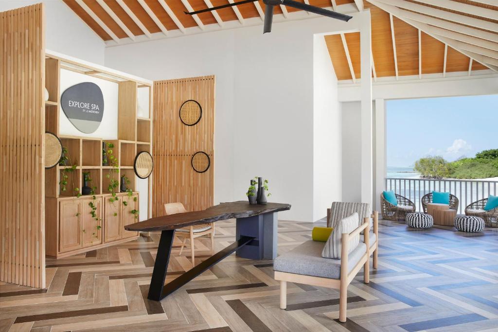 7 Nights Holiday Deal: New Winter Offer of Le Meridien Maldives with Lagoon Villa (All Inclusive Meal Plan)£3199/PP only