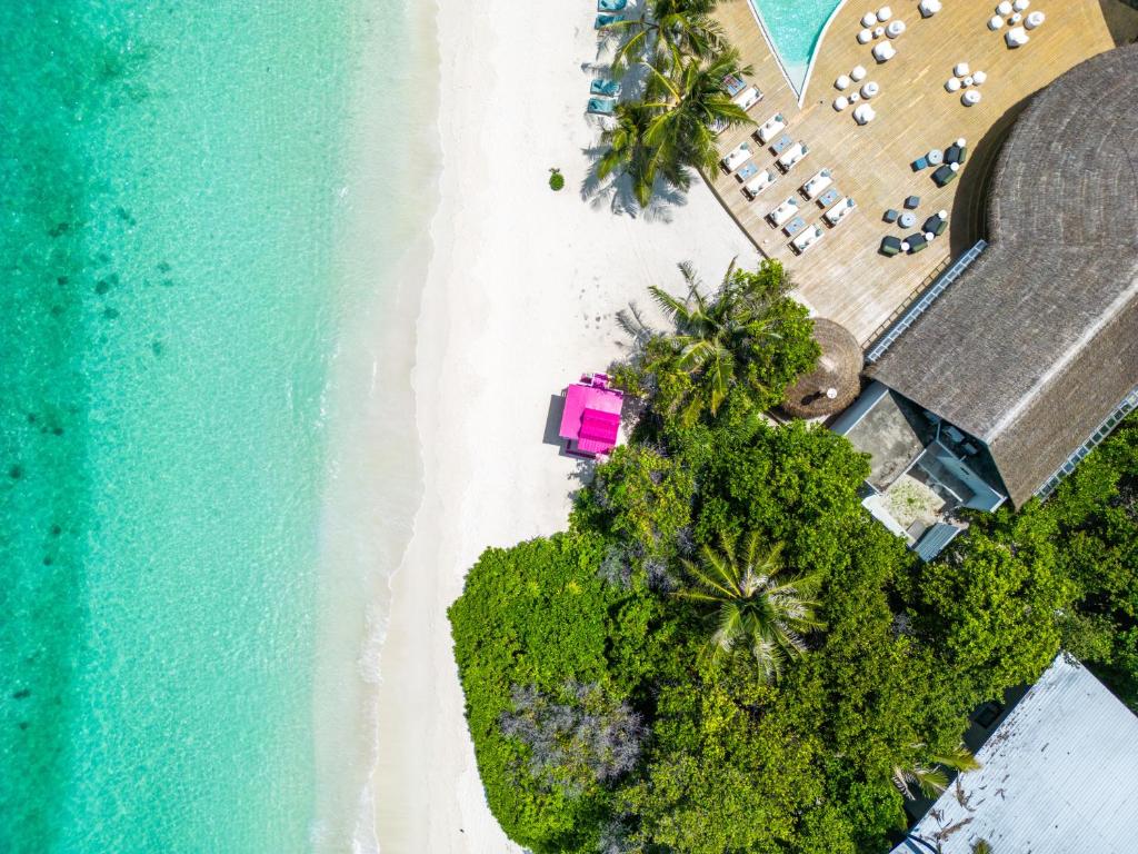 07 Nights in Ifuru Island Maldives price starting from £1,799/pp FREE Upgrade from Sunset Sky Suite to Sunset Beach Suite | All Inclusive