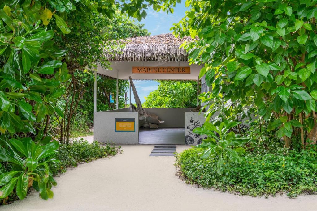 7 Nights Holiday Deal: New Winter Offer of Le Meridien Maldives with Lagoon Villa (All Inclusive Meal Plan)£3199/PP only