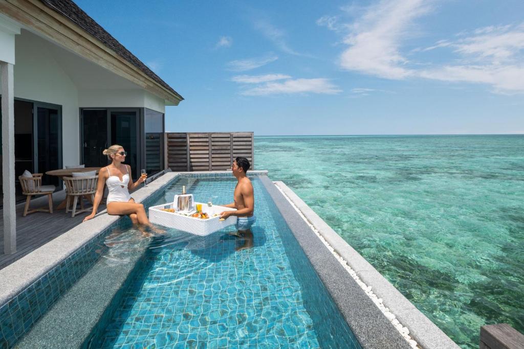 7 Nights Holiday Deal: New Winter Offer of Le Meridien Maldives with Lagoon Villa (All Inclusive Meal Plan)£3199/PP only
