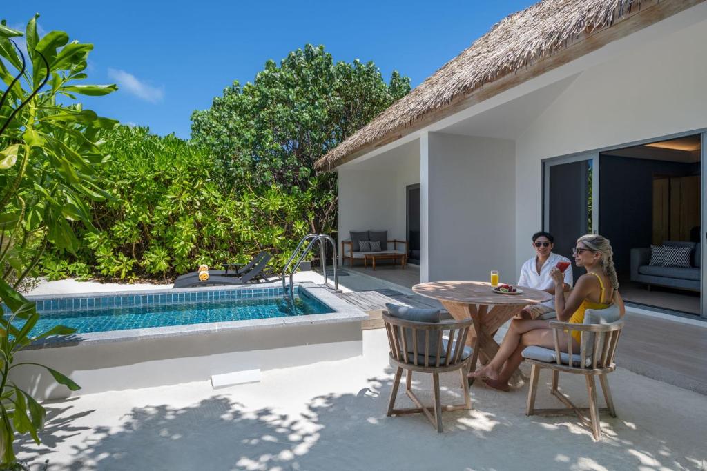 7 Nights Holiday Deal: New Winter Offer of Le Meridien Maldives with Lagoon Villa (All Inclusive Meal Plan)£3199/PP only