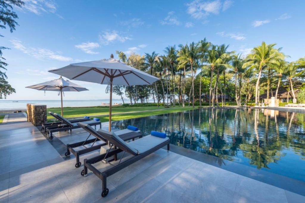 Long 21 Nights of Opulence in Beyond Khao Lak, Centara Kata Phuket & Dusit Thani Krabi w/flights & transfers