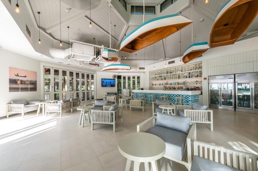 Long 21 Nights of Opulence in Beyond Khao Lak, Centara Kata Phuket & Dusit Thani Krabi w/flights & transfers