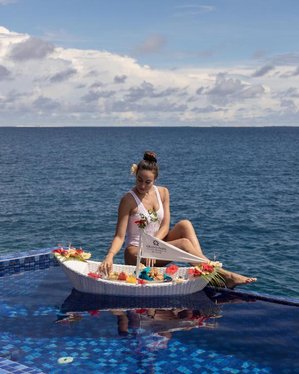 06 Nights Holiday Deal || Grand Park Kodhipparu Maldives