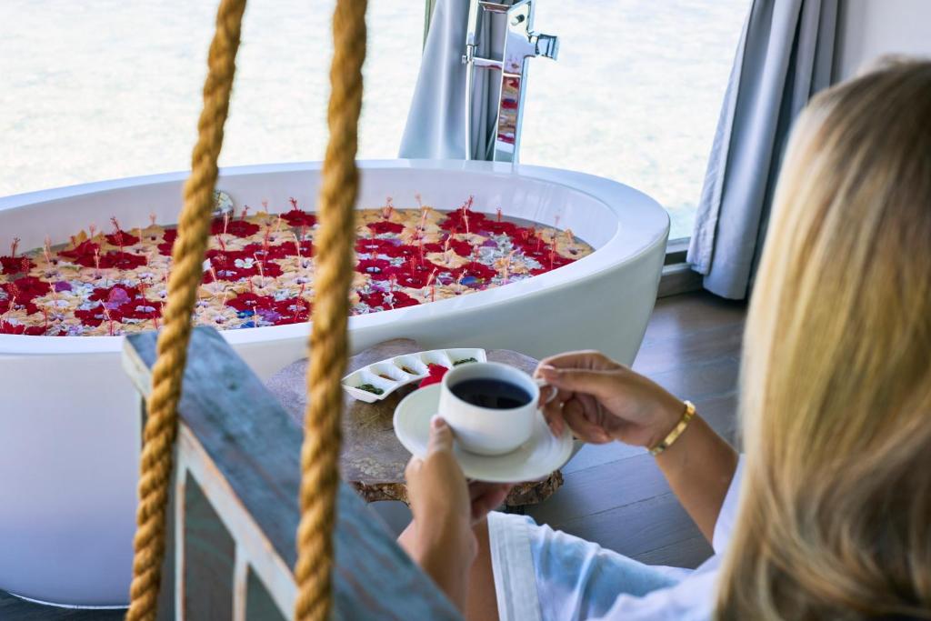 06 Nights Holiday Deal || Grand Park Kodhipparu Maldives