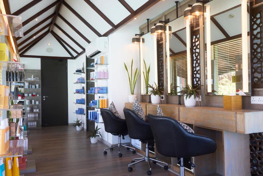 06 Nights Holiday Deal || Grand Park Kodhipparu Maldives