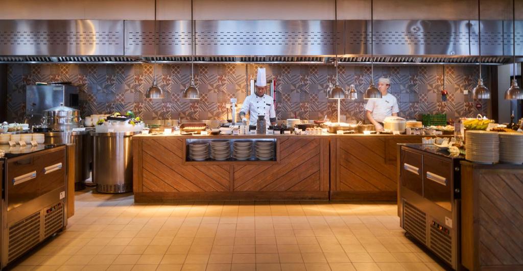 06 Nights Holiday Deal || Grand Park Kodhipparu Maldives