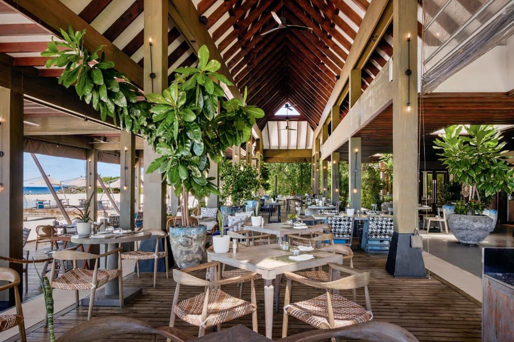 06 Nights Holiday Deal || Grand Park Kodhipparu Maldives