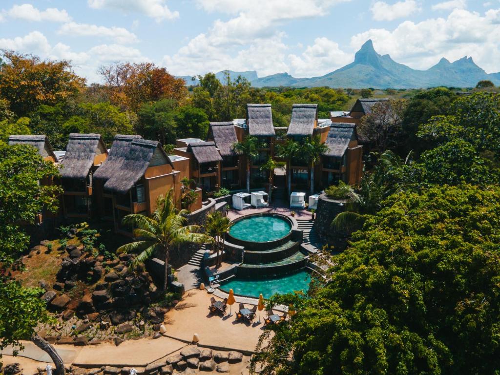 10 Nights Holiday at Dubai & Mauritius with Half Board
