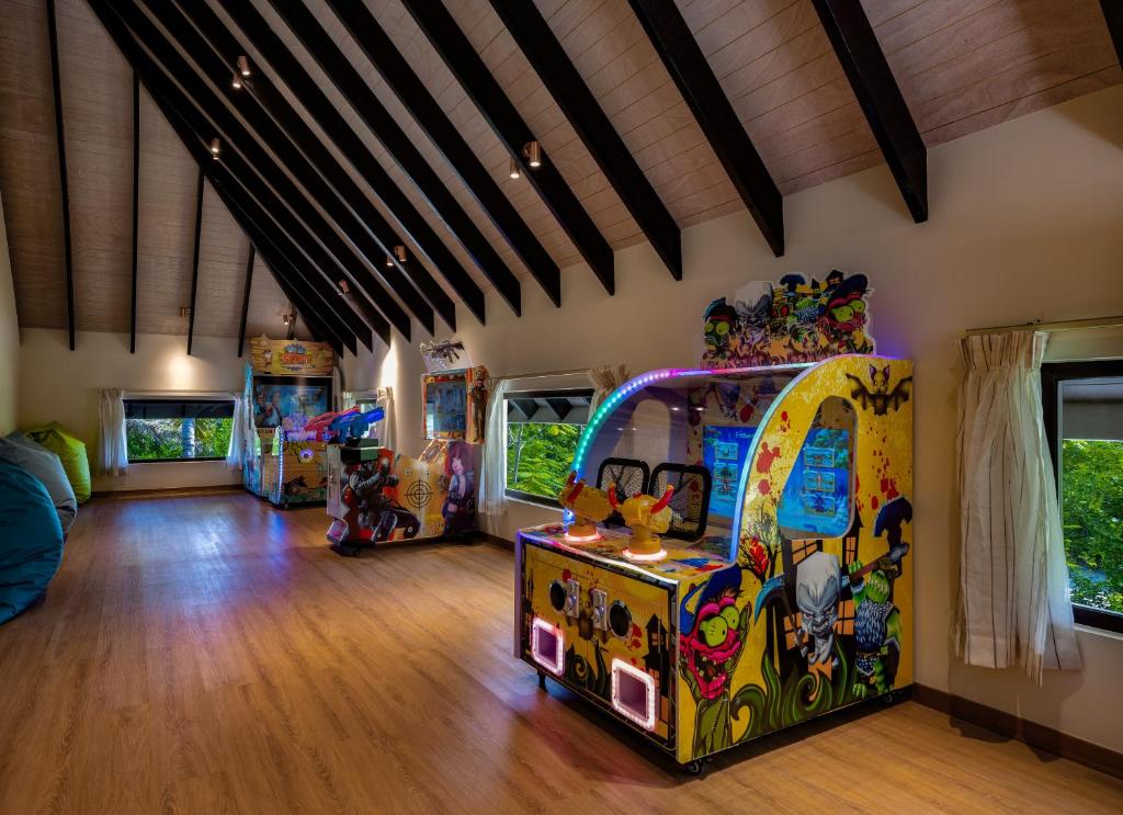 Exclusive Family Deal of Maldives All-Inclusive 07 Nights in Family Two Bedroom unit w/flights & Transfers