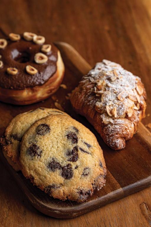 Exclusive Family Deal of Maldives All-Inclusive 07 Nights in Family Two Bedroom unit w/flights & Transfers