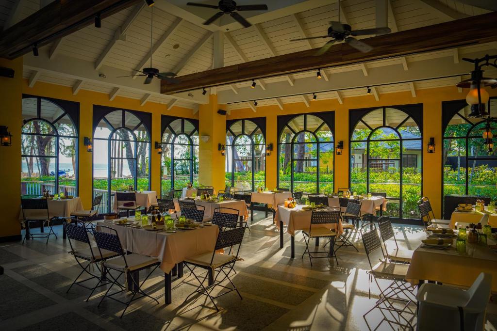 Long 21 Nights of Opulence in Beyond Khao Lak, Centara Kata Phuket & Dusit Thani Krabi w/flights & transfers