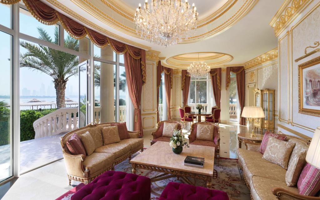 Unwind in Style and absolute Luxury at Raffles the Palm – 3 Nights with Half Board experience