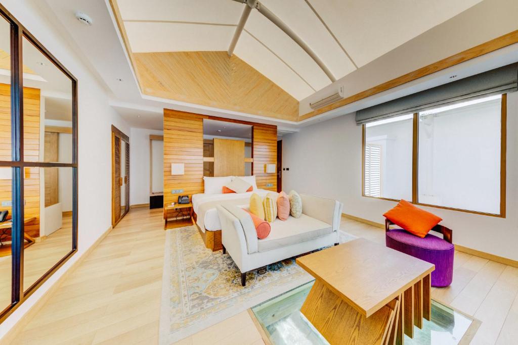 35 % off, 07 Nights holiday to the appealing Cinnamon Hakuraa Huraa Maldives, on all-inclusive w/flights and transfers