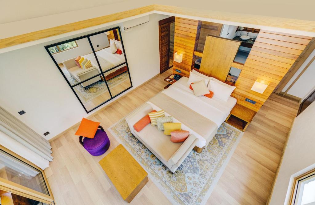 35 % off, 07 Nights holiday to the appealing Cinnamon Hakuraa Huraa Maldives, on all-inclusive w/flights and transfers