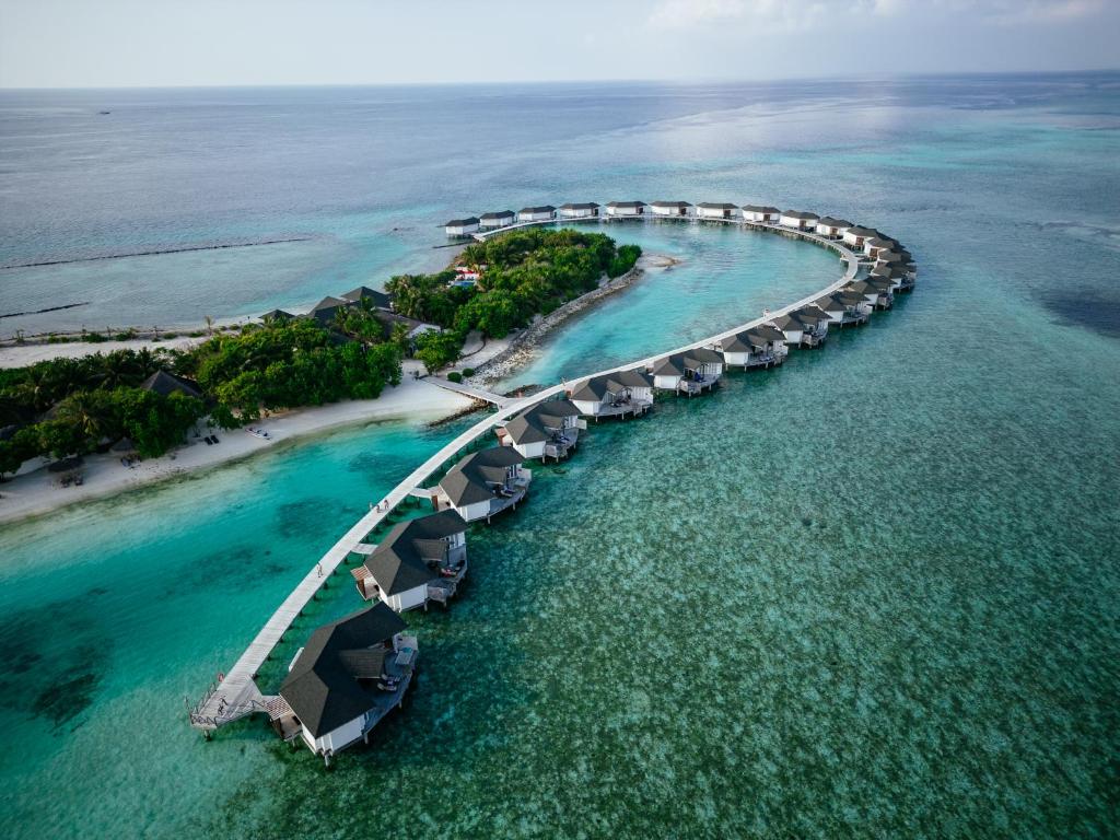 07 Nights of Aquatic Wonder at Grand Hyatt Dubai & Cinnamon Dhonveli Maldives, £ 2199 pp
