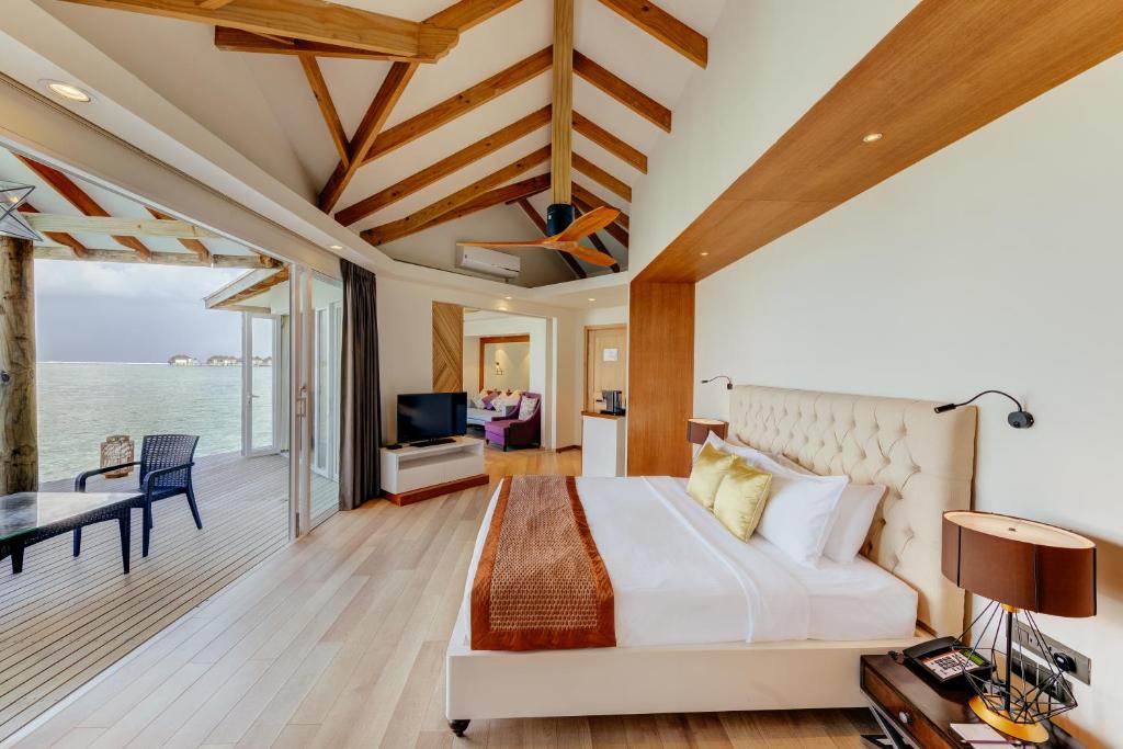 07 Nights of Aquatic Wonder at Grand Hyatt Dubai & Cinnamon Dhonveli Maldives, £ 2199 pp