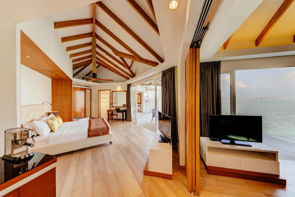 07 Nights of Aquatic Wonder at Grand Hyatt Dubai & Cinnamon Dhonveli Maldives, £ 2199 pp