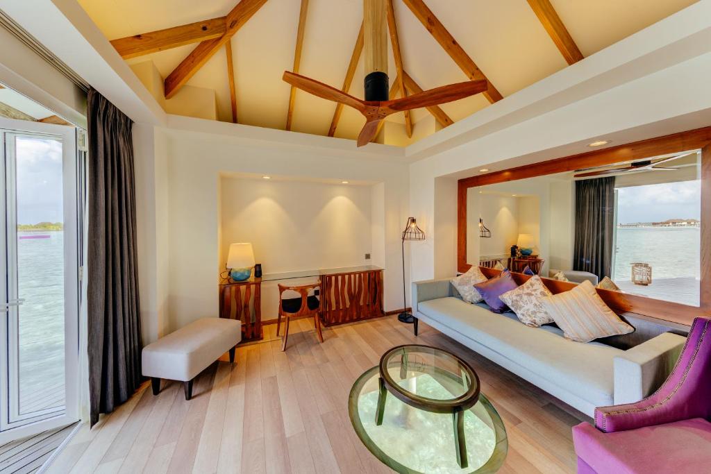 07 Nights of Aquatic Wonder at Grand Hyatt Dubai & Cinnamon Dhonveli Maldives, £ 2199 pp