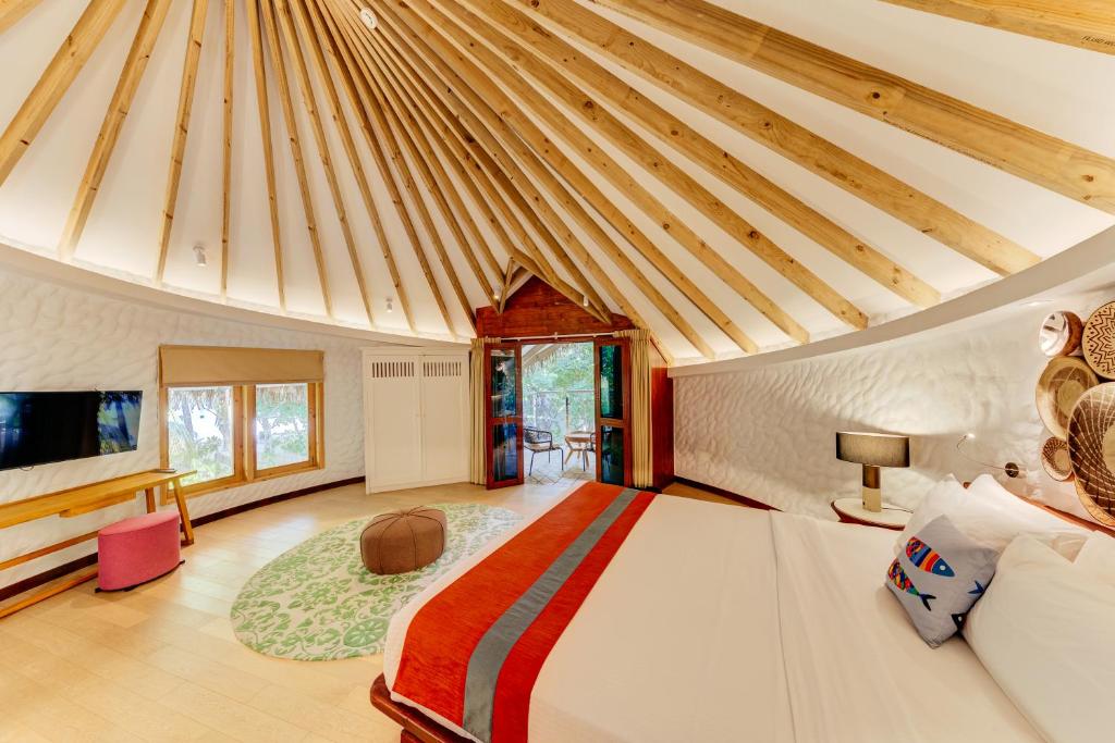 07 Nights of Aquatic Wonder at Grand Hyatt Dubai & Cinnamon Dhonveli Maldives, £ 2199 pp