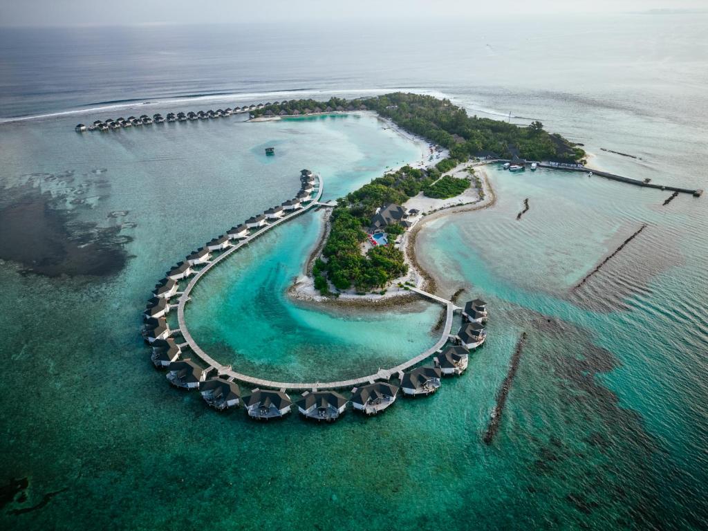 07 Nights of Aquatic Wonder at Grand Hyatt Dubai & Cinnamon Dhonveli Maldives, £ 2199 pp