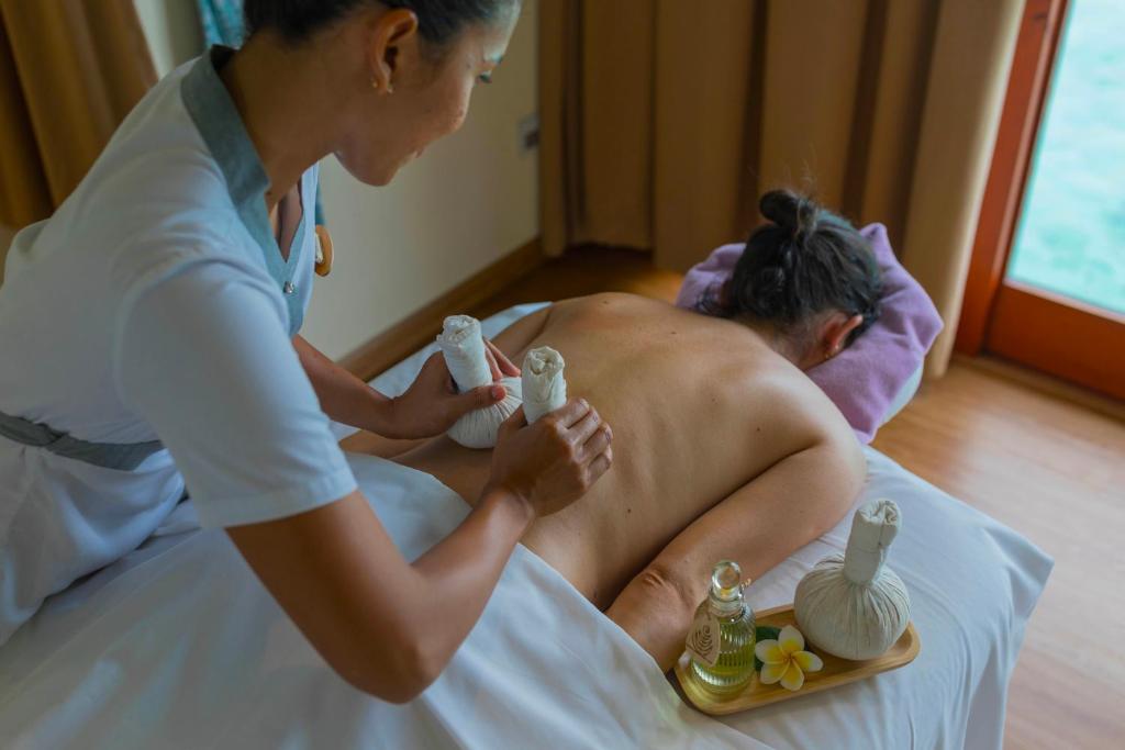 Ignite romance with a 10 Nights Stay at Varu by Atmosphere Water Villa with Pool Maldives and Fairmont Palm Dubai