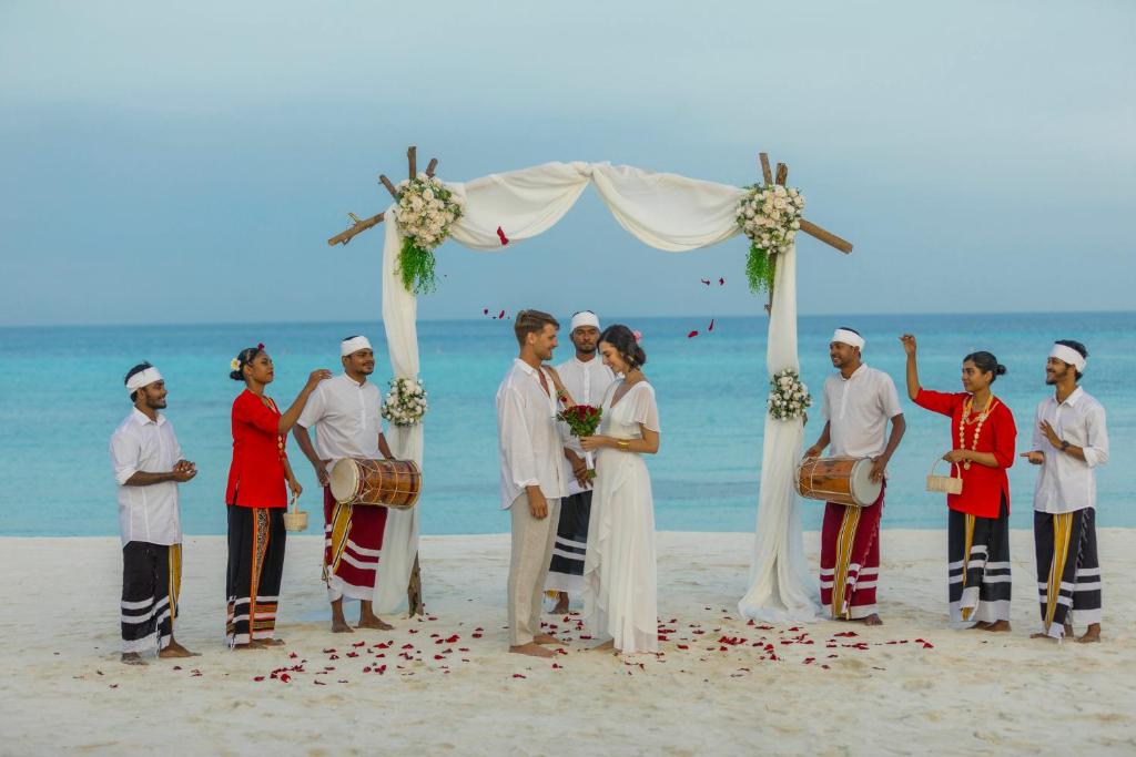 Ignite romance with a 10 Nights Stay at Varu by Atmosphere Water Villa with Pool Maldives and Fairmont Palm Dubai