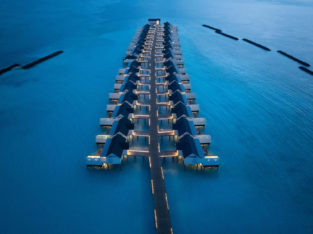 10 Nights of Pure Bliss: Atlantis, The Palm & Maldives Beach Villa– Half Board & Oblu Island Plan Limited Time Offer £2749/PP