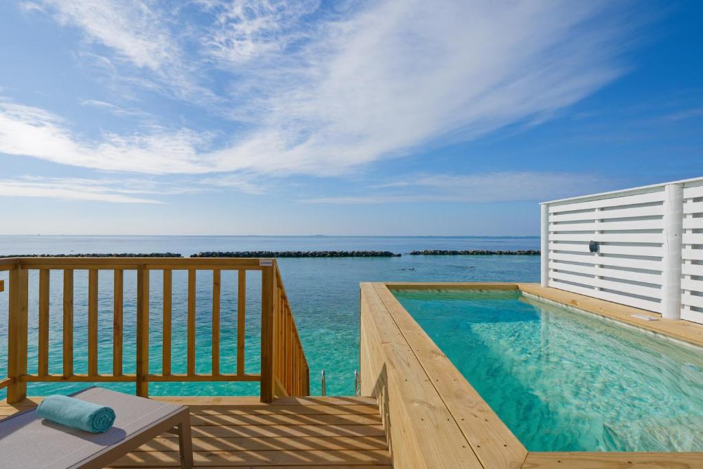 10 Nights of Pure Bliss: Atlantis, The Palm & Maldives Beach Villa– Half Board & Oblu Island Plan Limited Time Offer £2749/PP