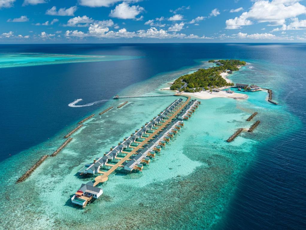 10 Nights of Pure Bliss: Atlantis, The Palm & Maldives Beach Villa– Half Board & Oblu Island Plan Limited Time Offer £2749/PP